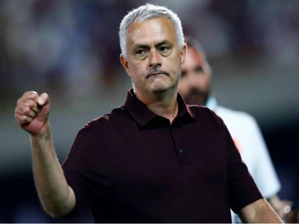 Huấn luyện viên là gì? Top huấn luyện viên bóng đá xuất sắc nhất