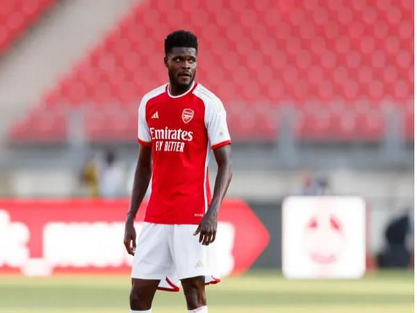 Bóng đá QT 4/8: Juventus hỏi mua tiền vệ Thomas Partey